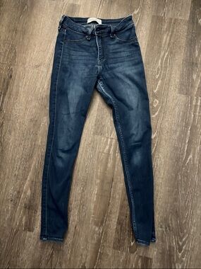 A&F  Wash Skinny Jeans